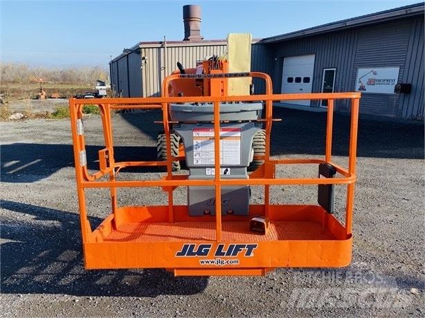 JLG 450 AJ II 曲臂高空工作平台