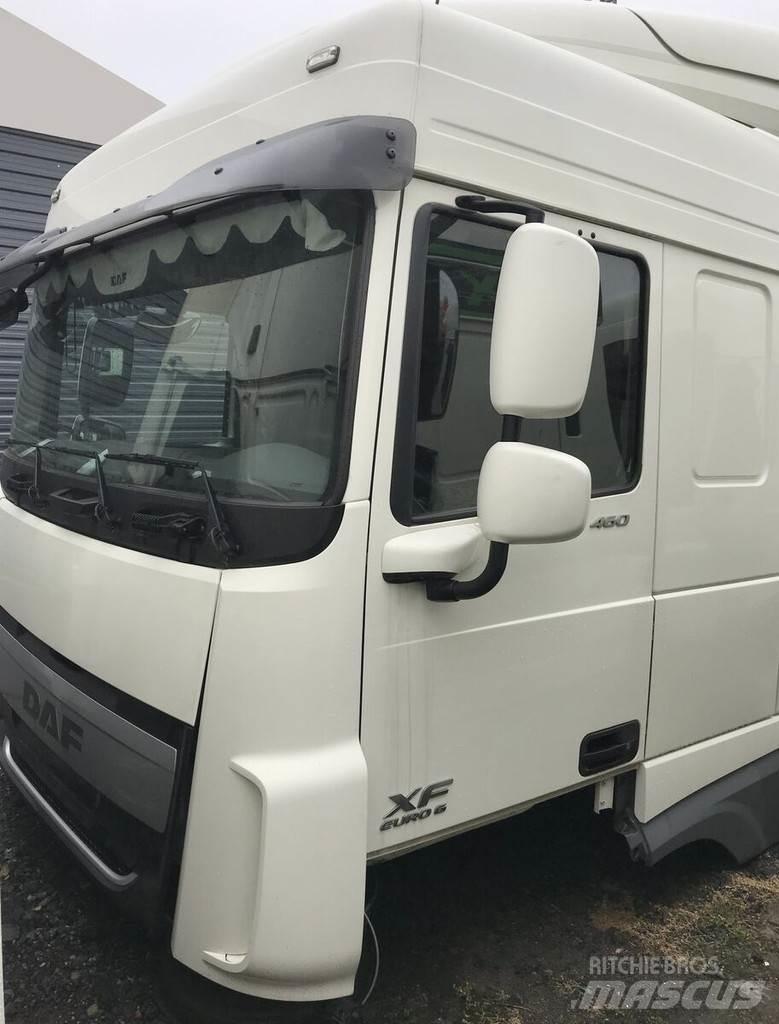DAF XF 106 Euro 6 驾驶室与内部