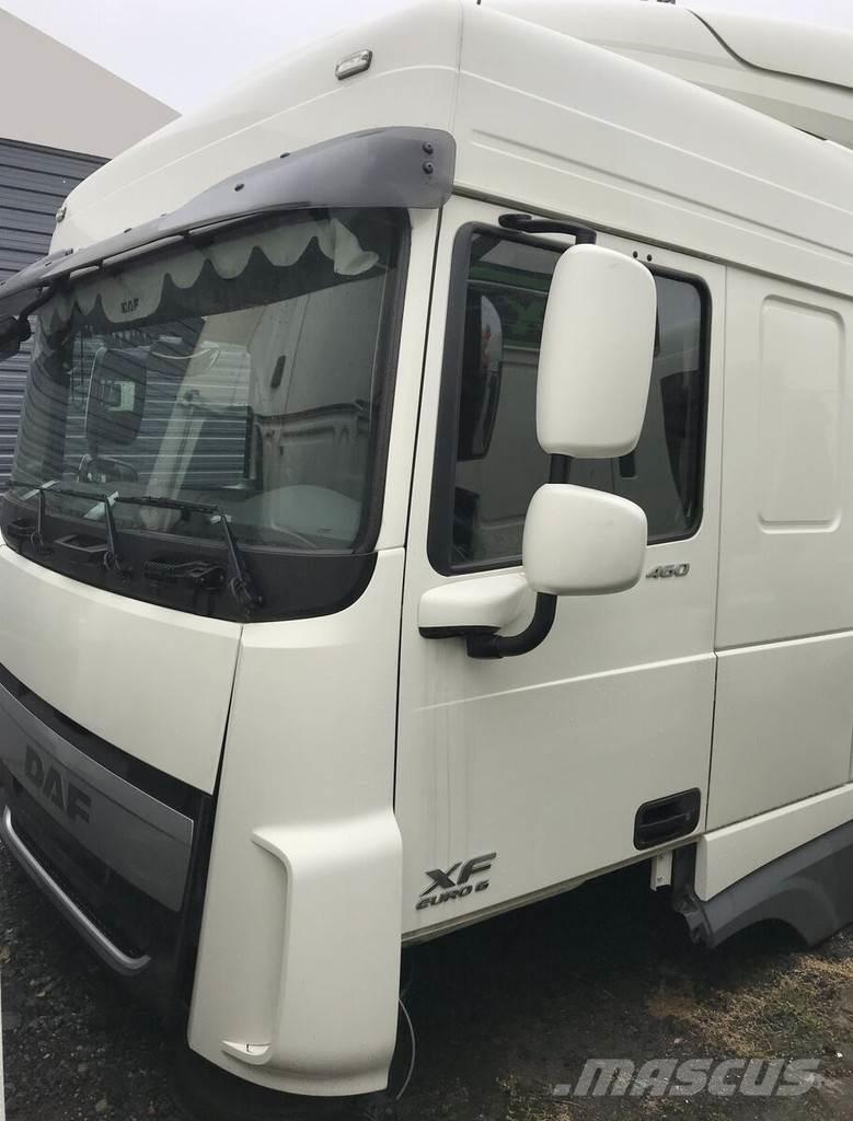 DAF XF 106 Euro 6 驾驶室与内部