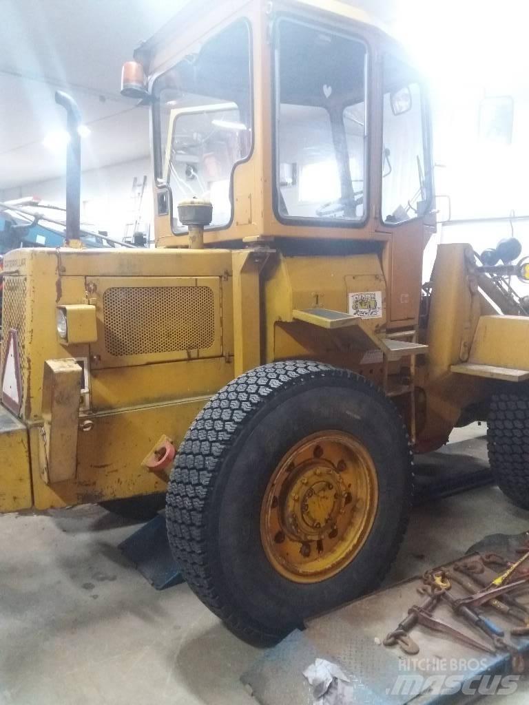 CAT 910 轮式装载机
