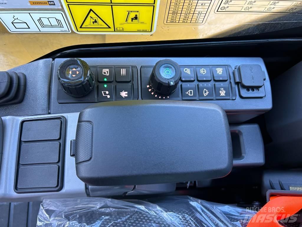CAT 308 中型挖掘机