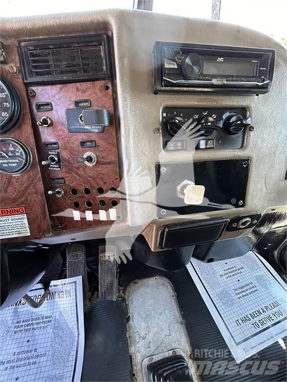 Peterbilt 330 建筑机械-其他