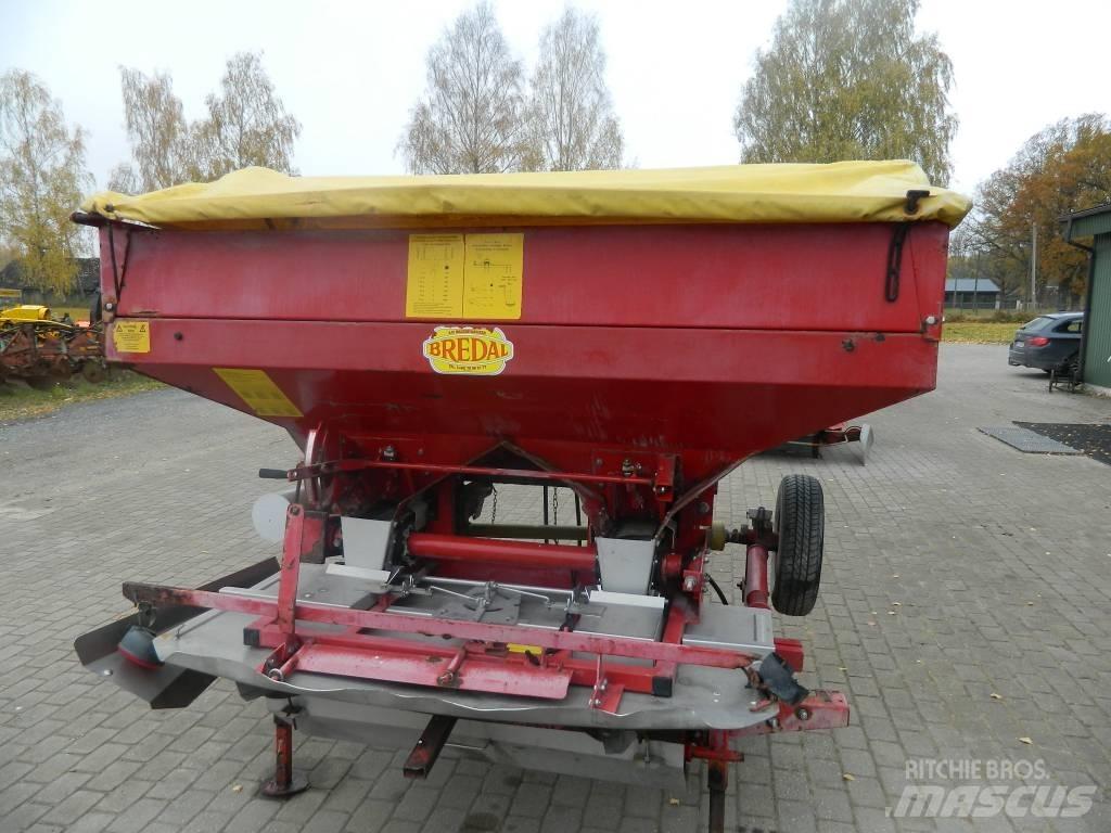 Bredal B 2 XL 矿物肥料撒播机