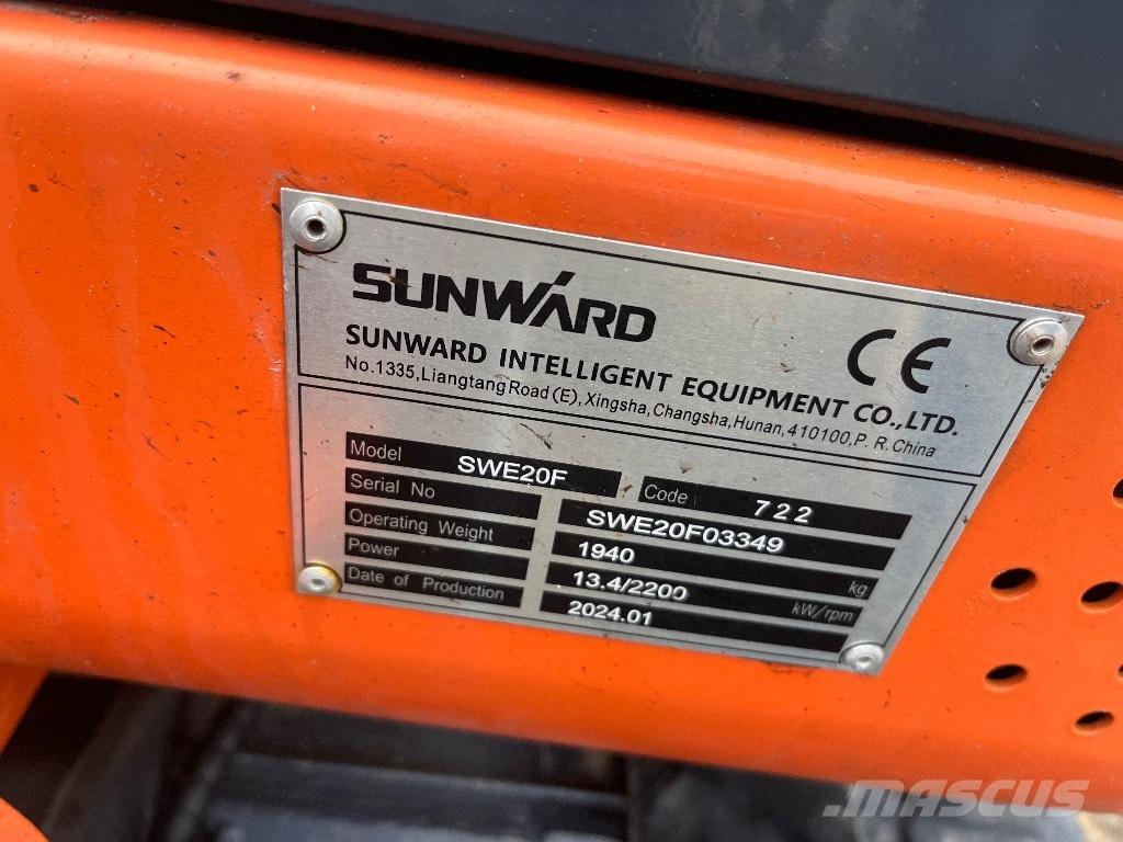 Sunward SWE 20 F 小型挖掘机