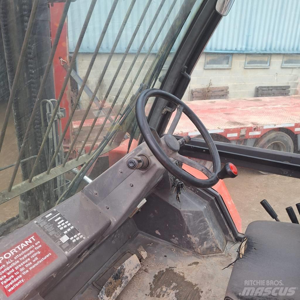 Manitou M 26.4 越野叉车|叉装车