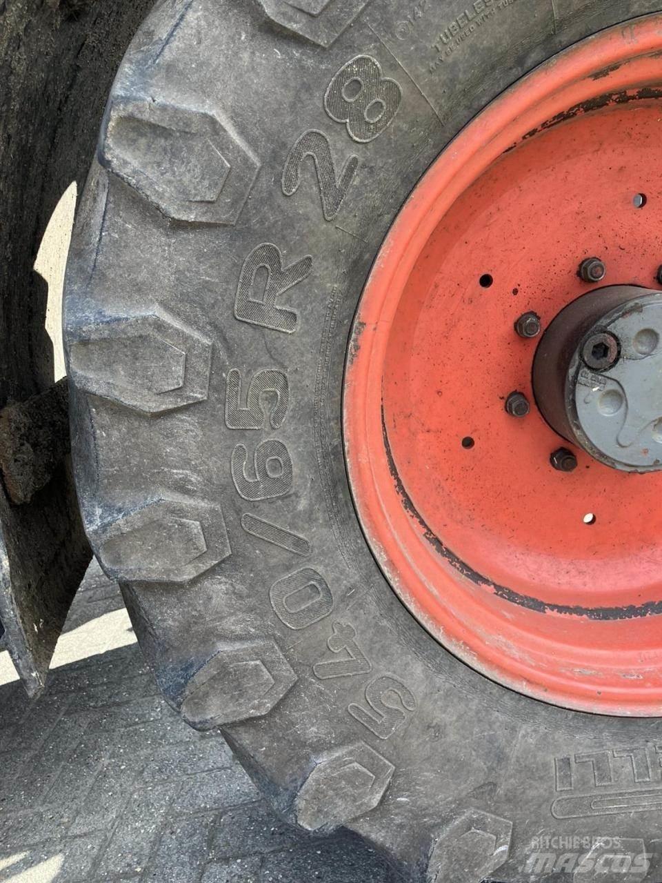 Fendt 714 Vario 拖拉机/农用车