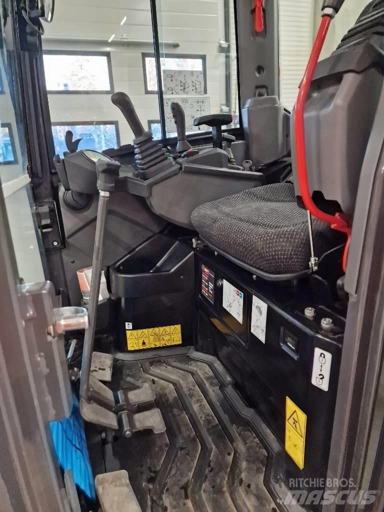 CASE CX 18 D 小型挖掘机