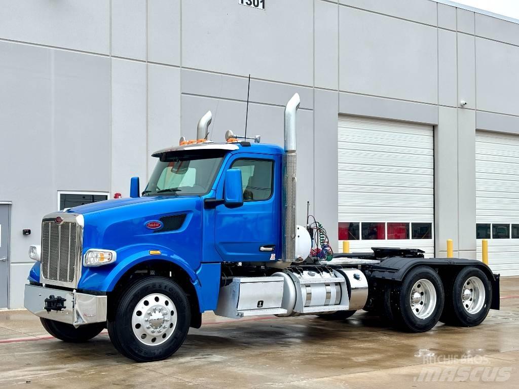 Peterbilt 567 牵引车