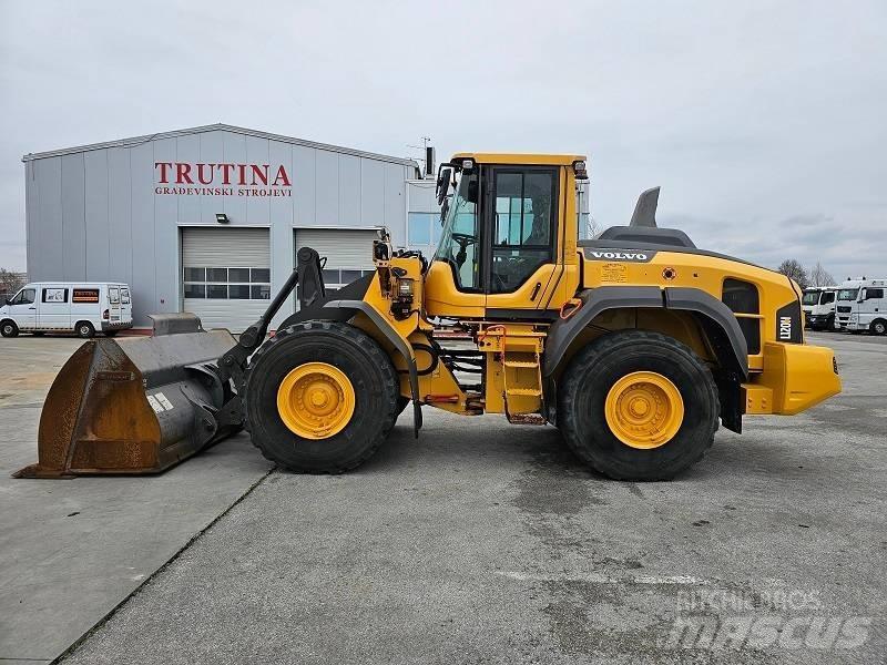 Volvo L 120 H 轮式装载机