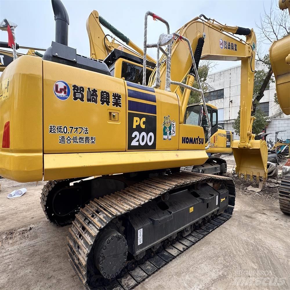 Komatsu PC 200 履带挖掘机