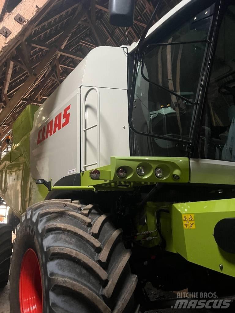 CLAAS LEXION 760 联合收割机