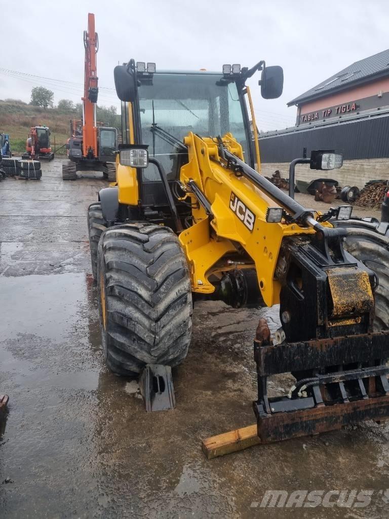 JCB TM 320S 电动叉车