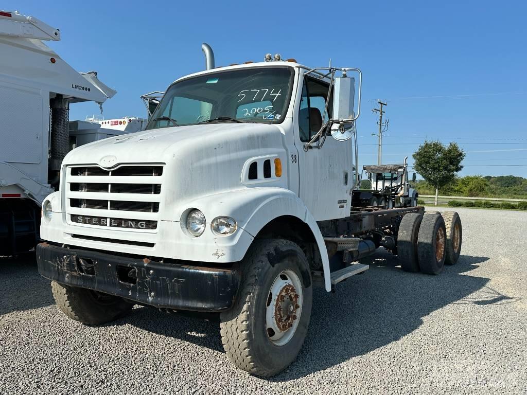 Sterling L 7500 平板车
