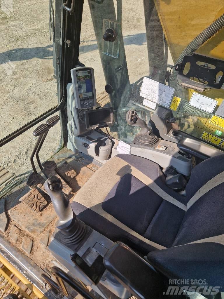 CAT 323 F L 履带挖掘机