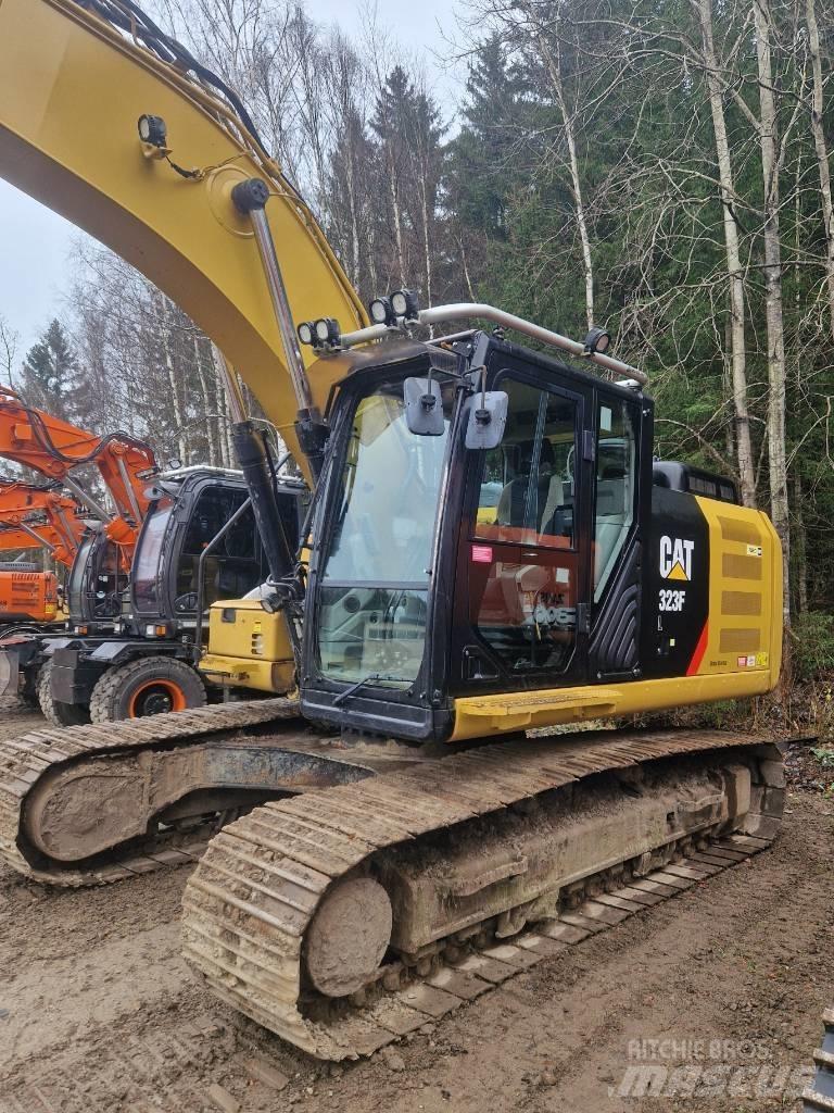 CAT 323 F L 履带挖掘机