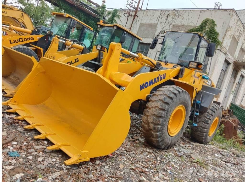 Komatsu WA 320-5 轮式装载机