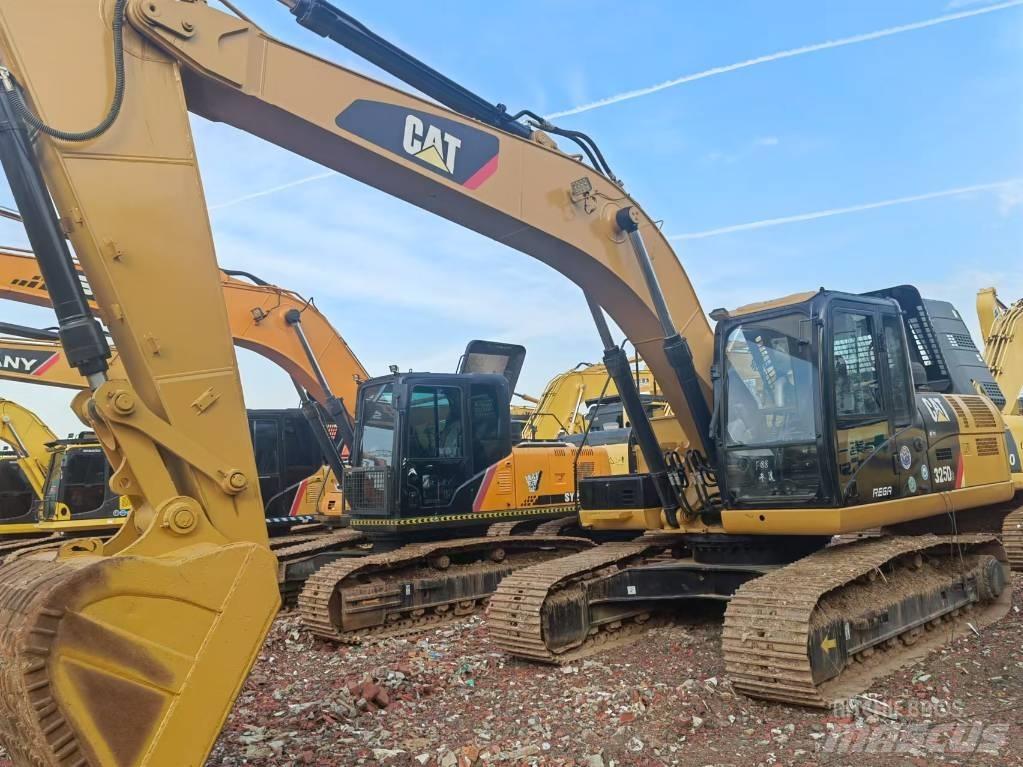 CAT 325 D2 履带挖掘机