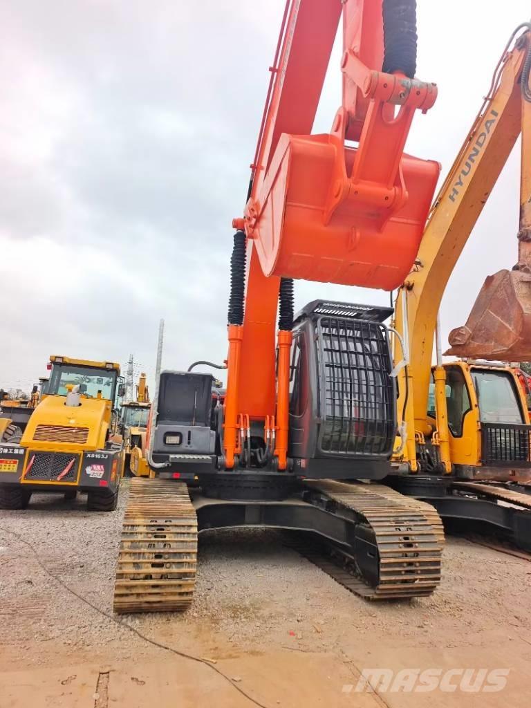 Hitachi ZAXIS 200-3 履带挖掘机