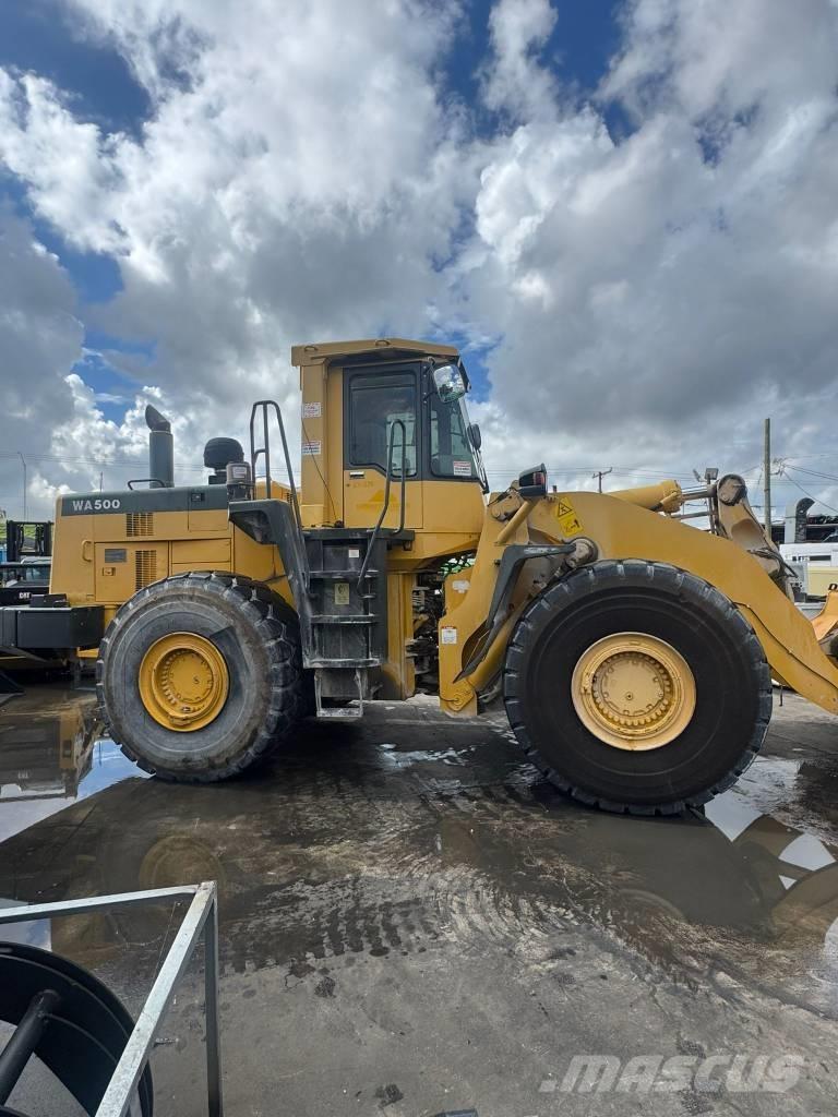 Komatsu WA 320-8 轮式装载机