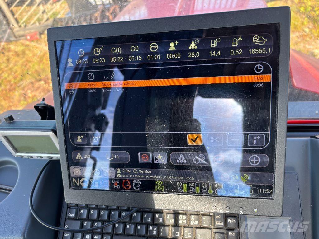 Komatsu 895 集运机