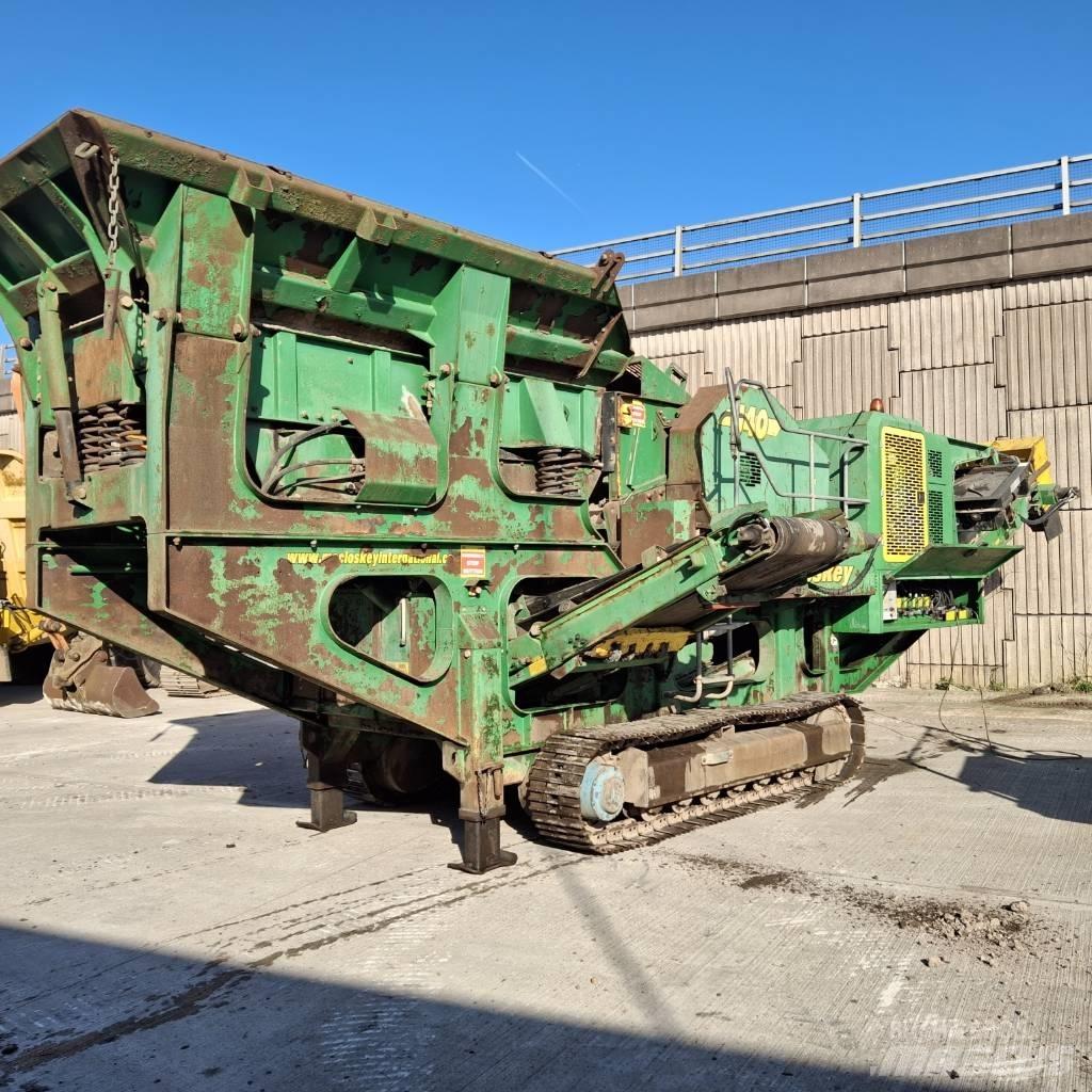 McCloskey J40 移动式破碎机