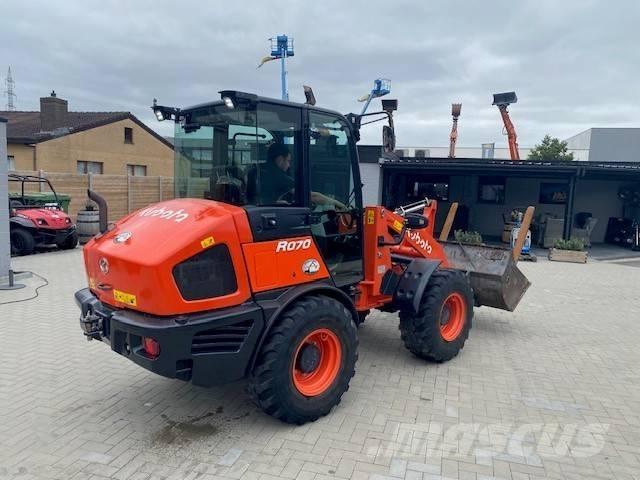 Kubota R 070 轮式装载机