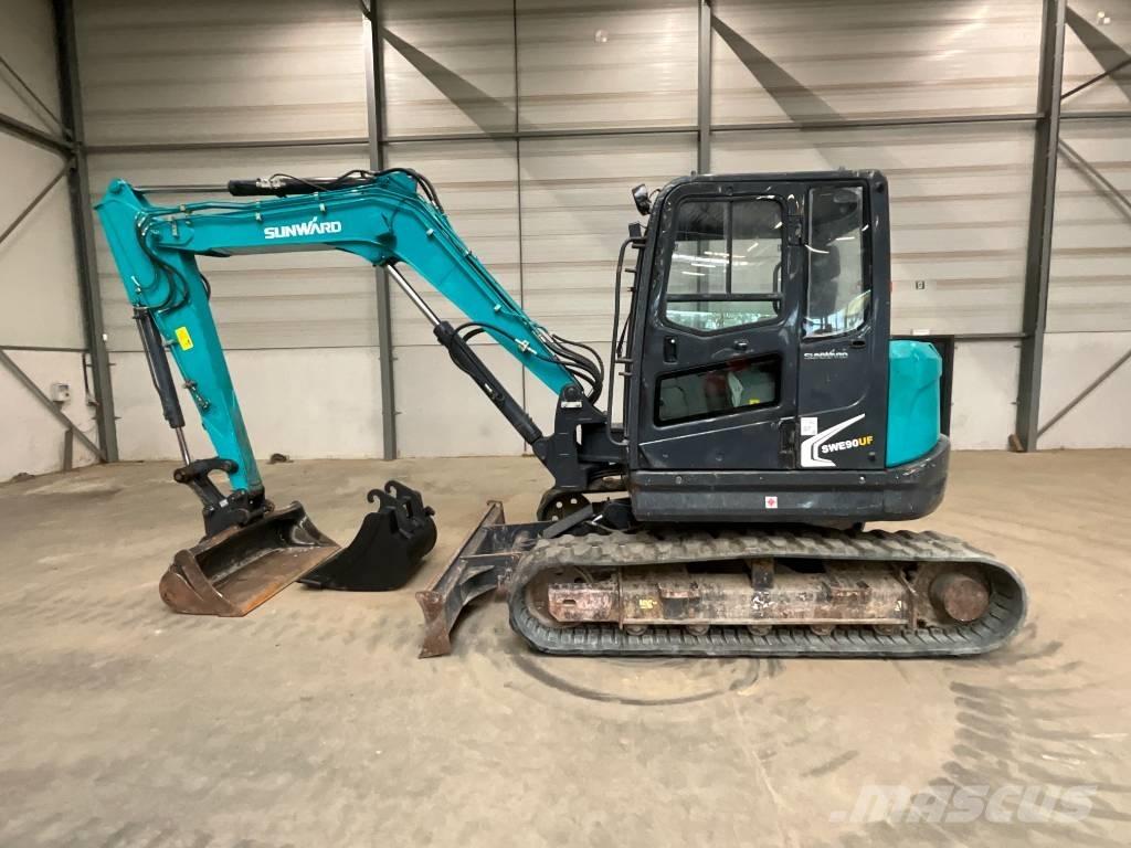 Sunward SWE 90 UF 中型挖掘机