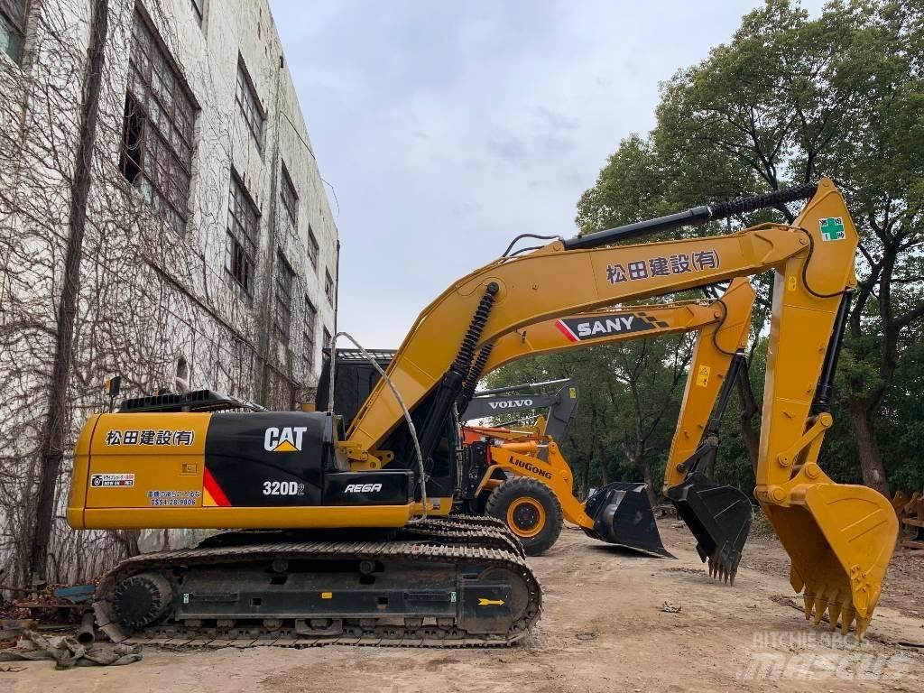 CAT 320D2 履带挖掘机