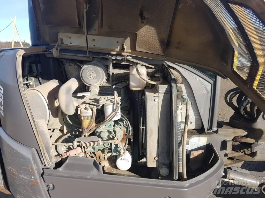 Hyundai R80 CR 9A 中型挖掘机