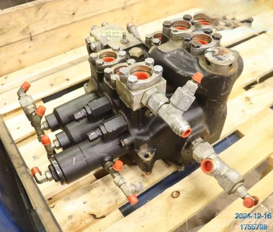 Ljungby L 12 液压