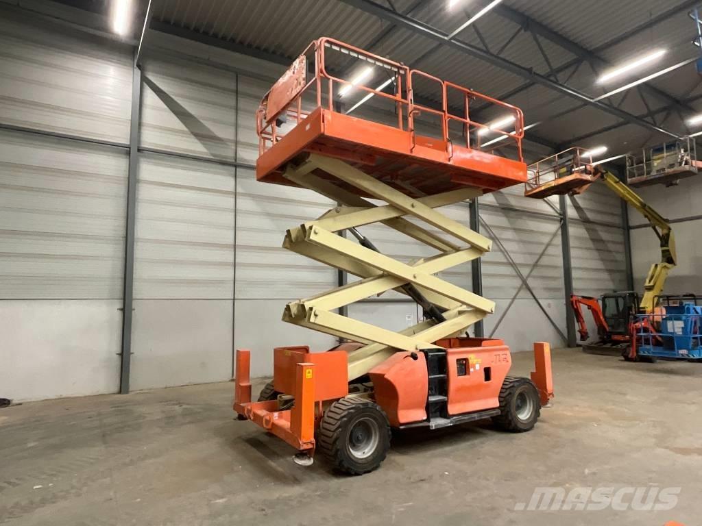 JLG 3394 RT 剪叉式升降机