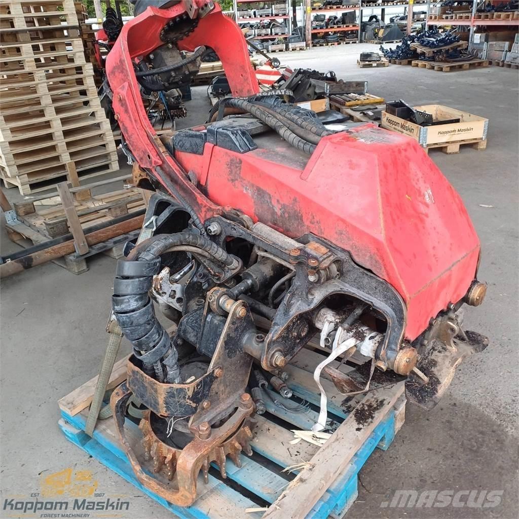 Komatsu C144 收割机机箱