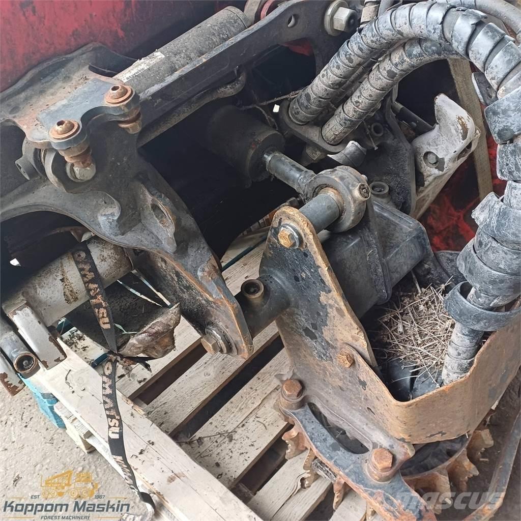 Komatsu C144 收割机机箱