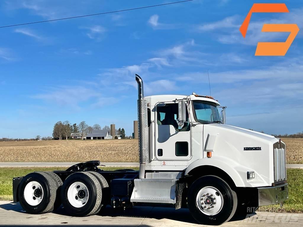 Kenworth T 800 牵引车
