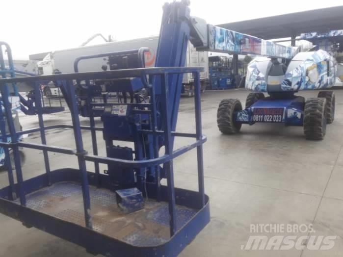 Haulotte H16TPX 直臂高空工作平台
