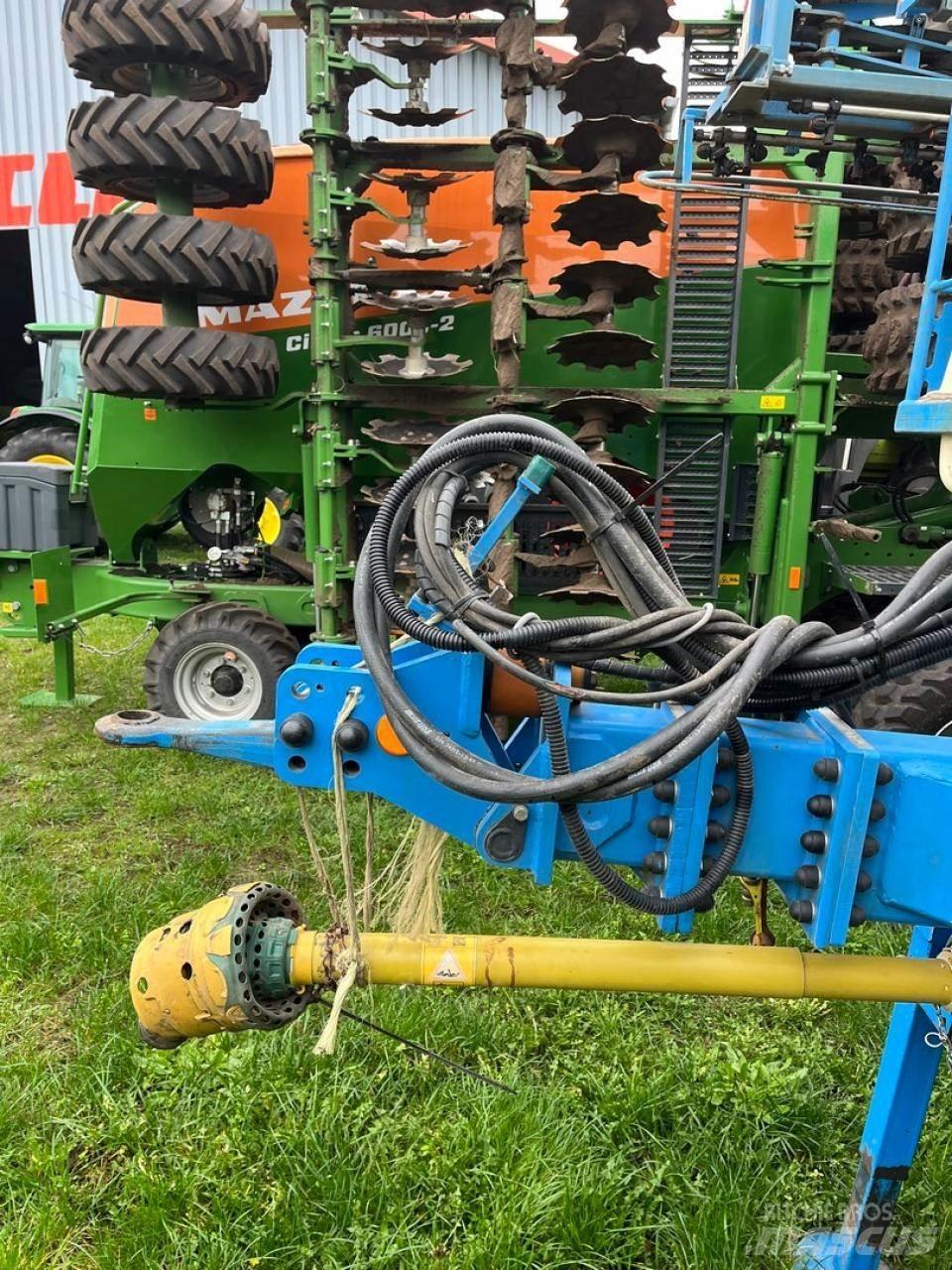 Lemken Primus 45 牵引式喷雾机