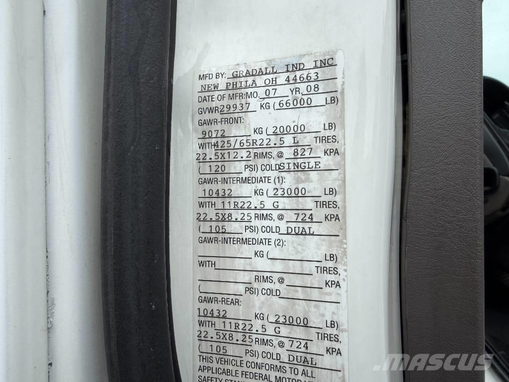 Freightliner M2 组合/真空油槽车