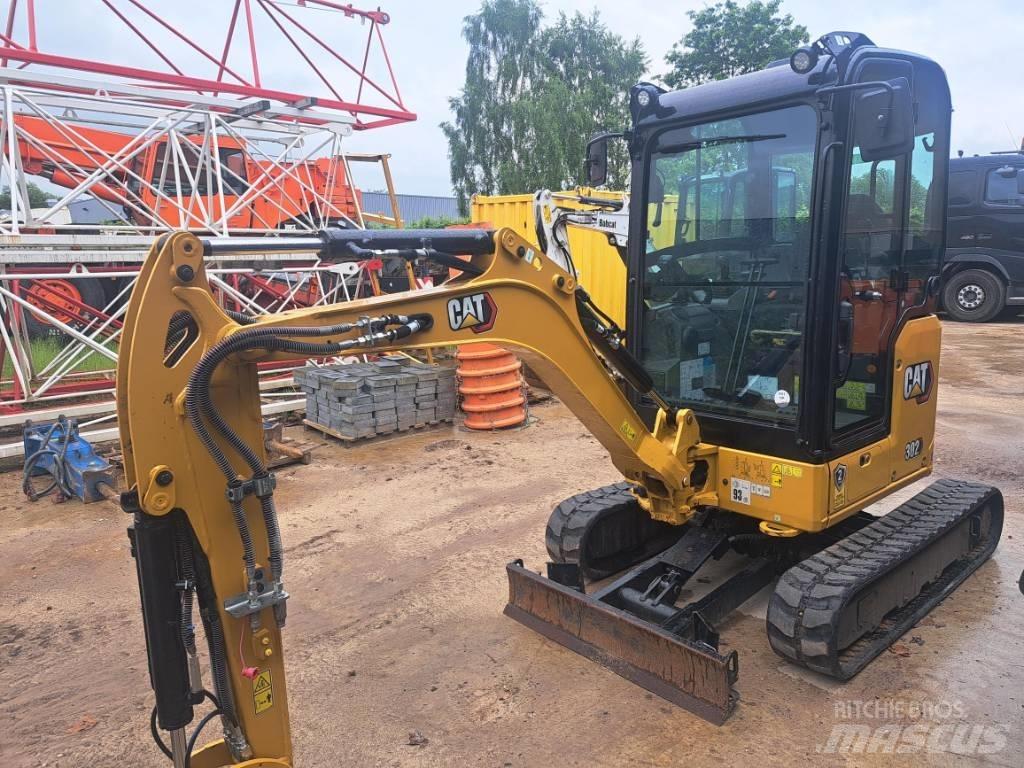 CAT 302cr 小型挖掘机