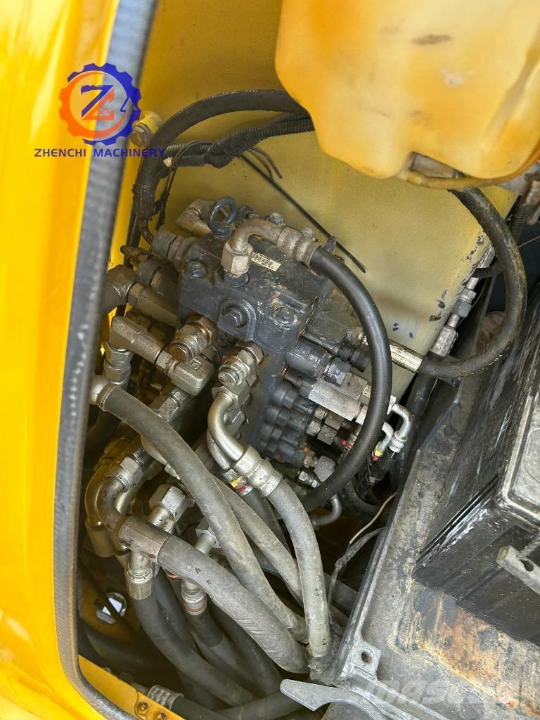 Komatsu PC 56 小型挖掘机