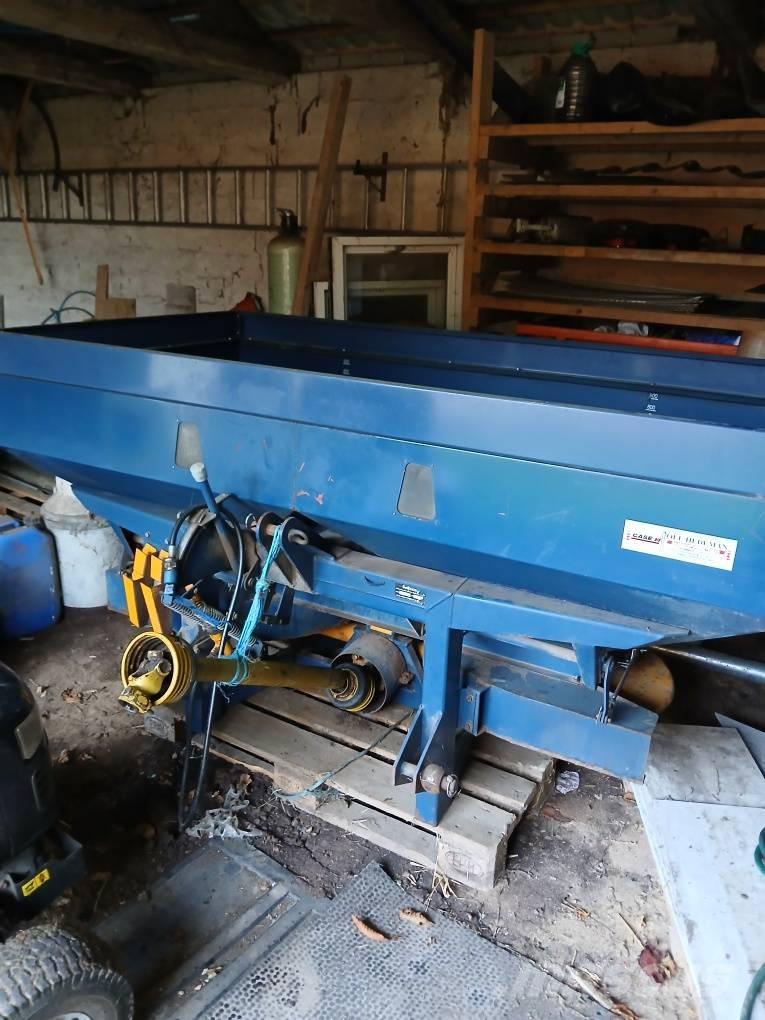 Bogballe D1000 撒肥机