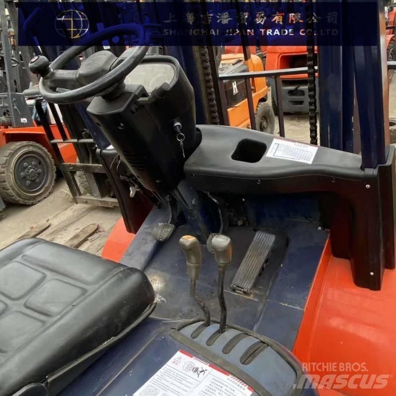 Heli 30 柴油叉车
