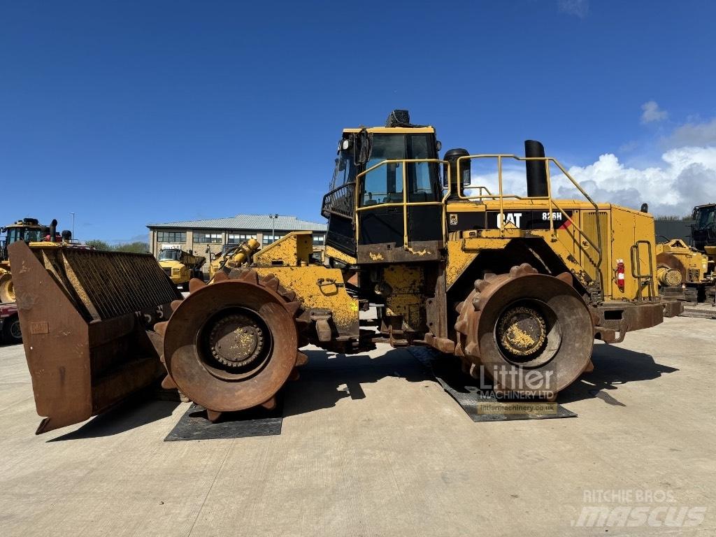 CAT 826H 垃圾压实机