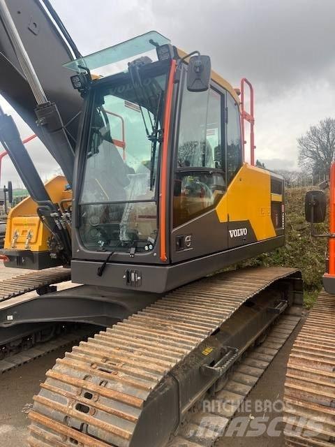 Volvo EC220EL 履带挖掘机