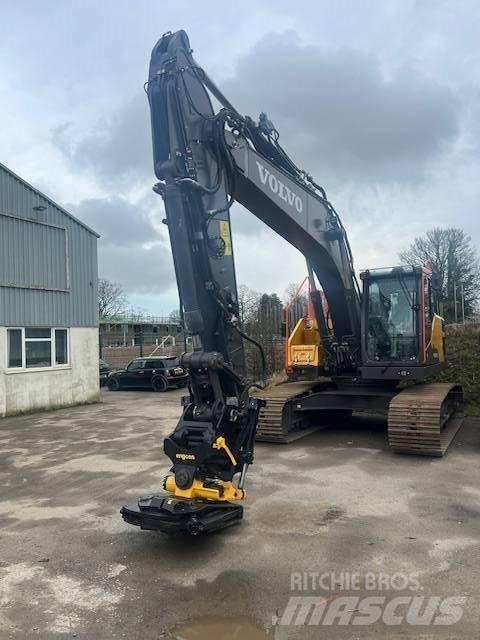 Volvo EC220EL 履带挖掘机