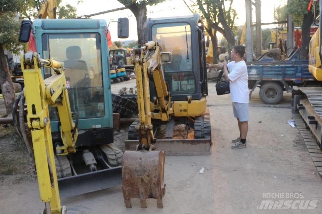 Komatsu pc20 小型挖掘机