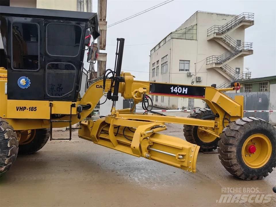 CAT 140H 平地机/推土机