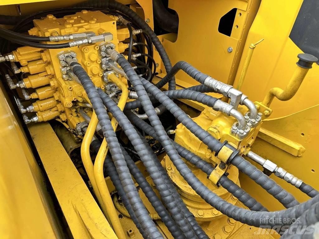 Komatsu PC200-8 履带挖掘机