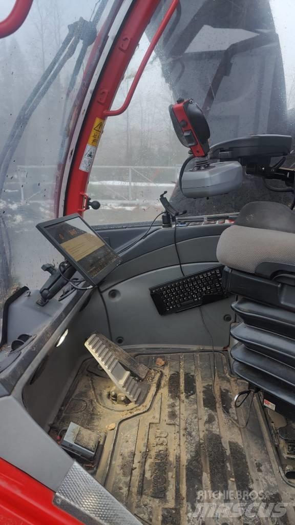 Komatsu 931XC 收割机