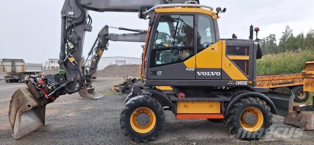 Volvo EWR 150 E 轮式挖掘机