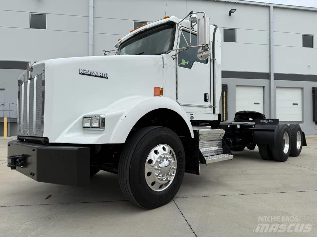 Kenworth T 800 牵引车